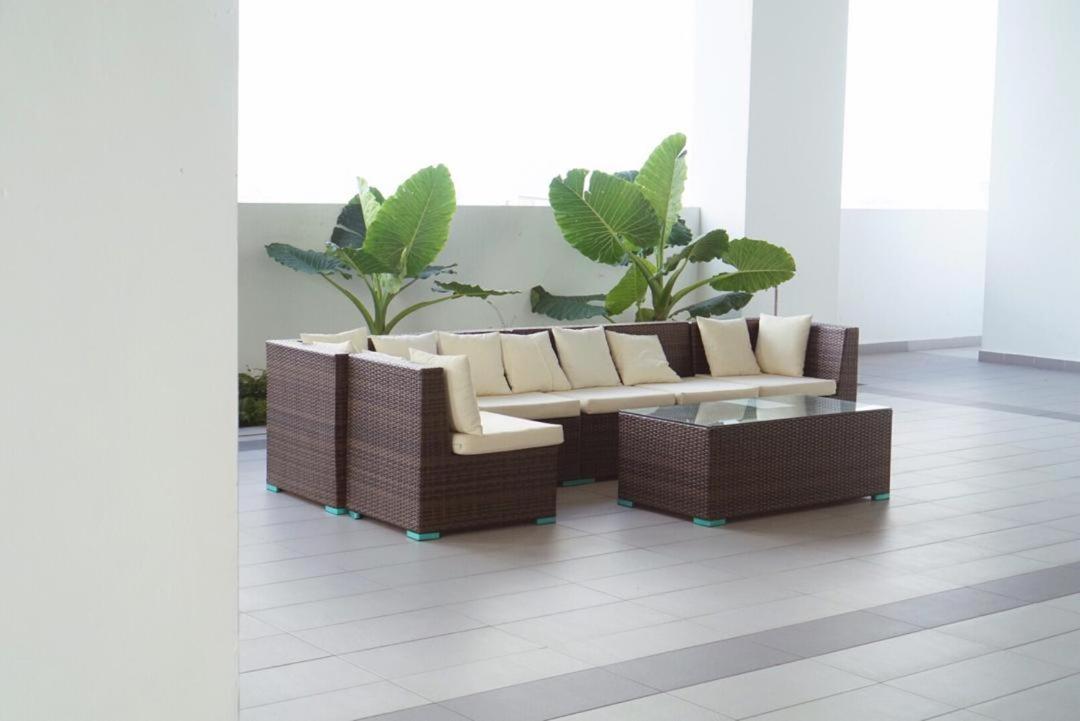 Cozy 2 Bedrooms 4 Pax Menjalara Near Desa Park City クアラルンプール エクステリア 写真