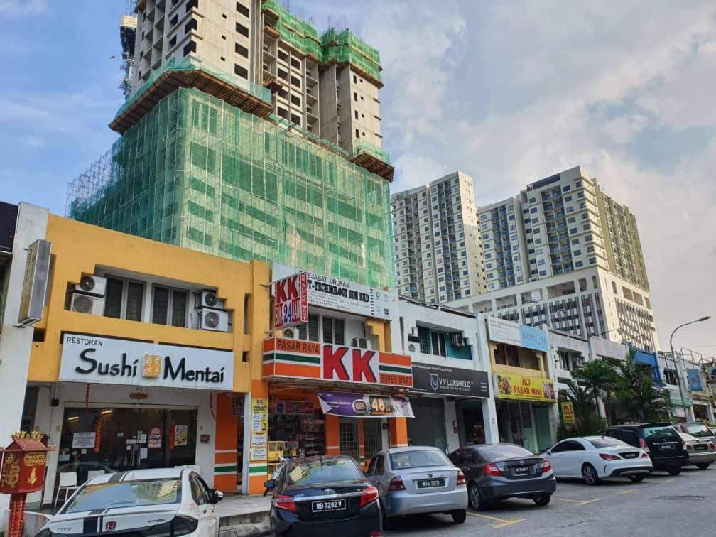 Cozy 2 Bedrooms 4 Pax Menjalara Near Desa Park City クアラルンプール エクステリア 写真