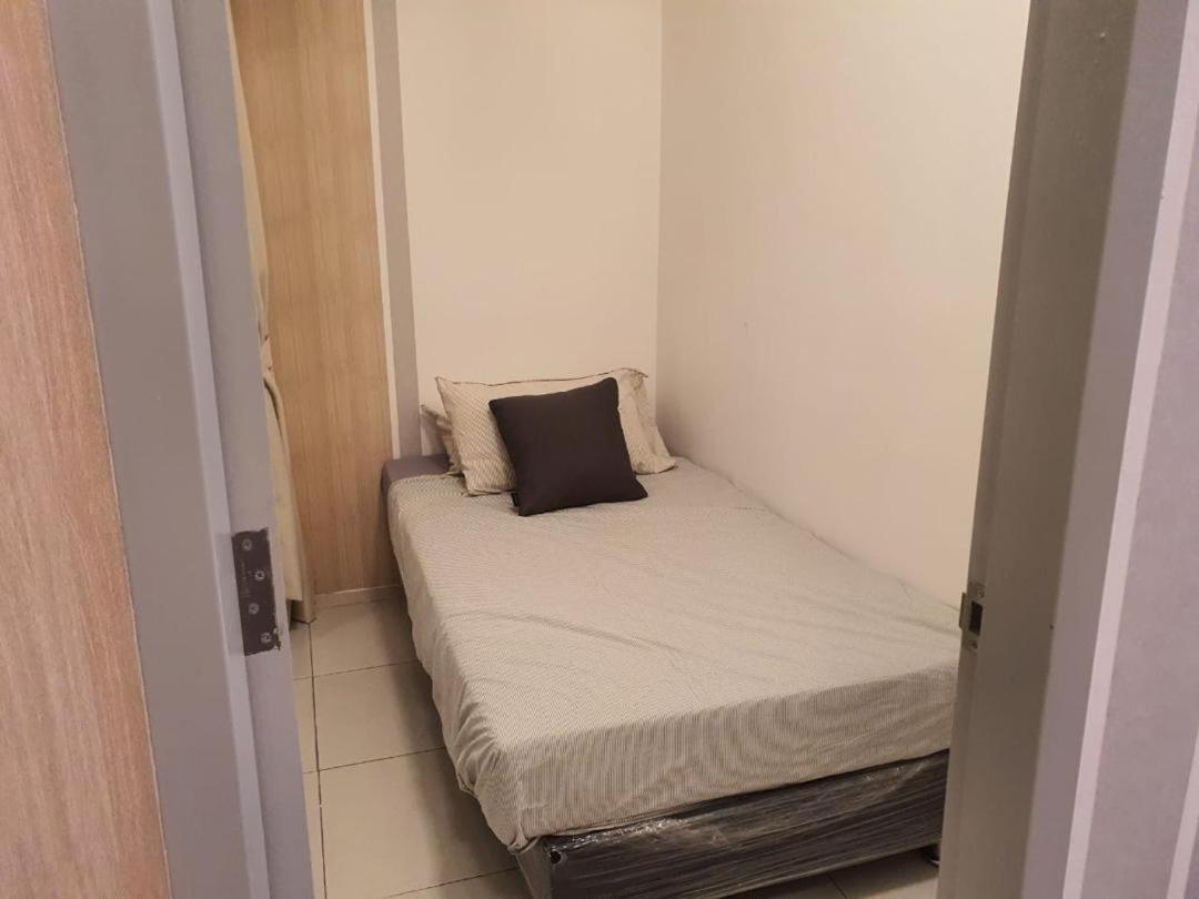 Cozy 2 Bedrooms 4 Pax Menjalara Near Desa Park City クアラルンプール エクステリア 写真