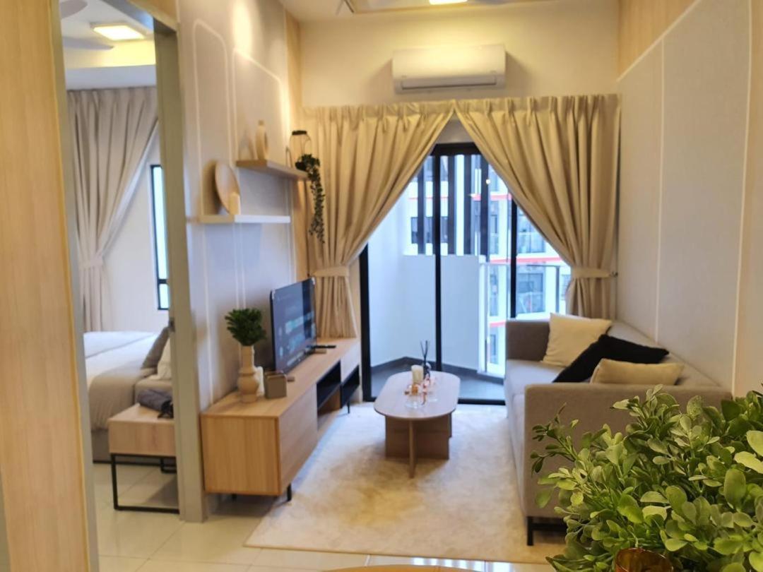 Cozy 2 Bedrooms 4 Pax Menjalara Near Desa Park City クアラルンプール エクステリア 写真